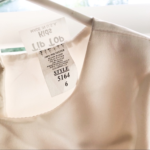 NWOT Beautiful Embroidered Flower Girl Dress Sz 6 - Picture 4 of 4